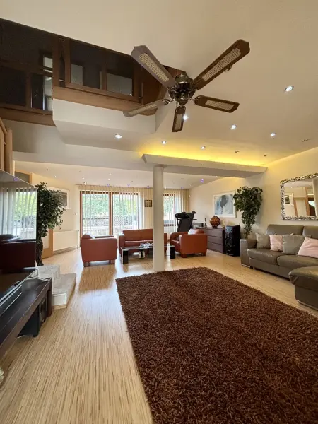 Eladó családi ház, Siófok 4 szoba 250 m² 199 M Ft