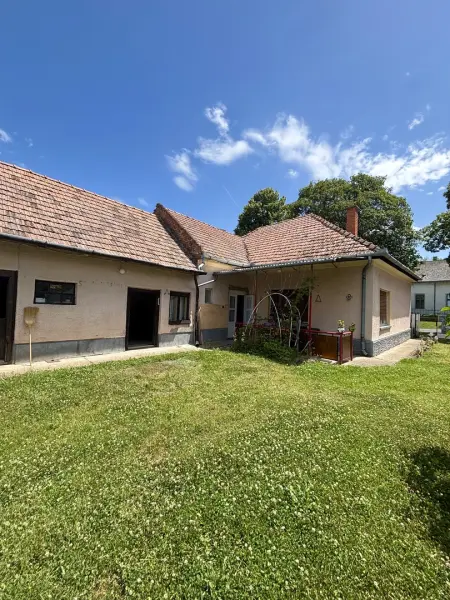 Eladó családi ház, Zamárdi 3 szoba 160 m² 85 M Ft