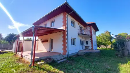 Eladó családi ház, Zamárdi 6 szoba 176 m² 169 M Ft