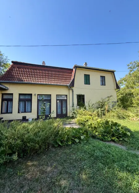Eladó családi ház, Zamárdi 3+3 szoba 140 m² 84.99 M Ft