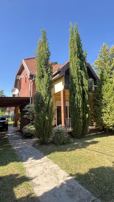 Eladó ikerház, Zamárdi 7 szoba 167 m² 135 M Ft