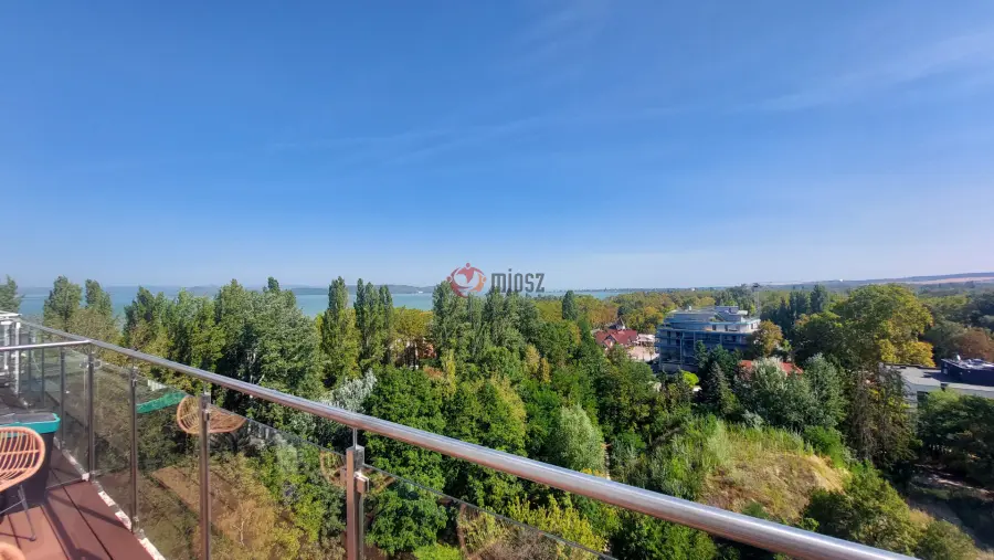 eladó nyaraló, Balatonföldvár